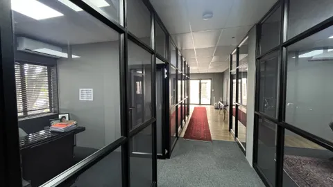 Parc Nicol Building 6