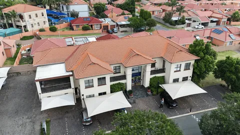 Modern Vacant Office Block on Auction: 167 14th Road, Midrand, Gauteng