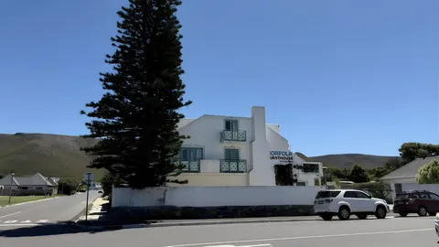 Vacant Boutique Coastal Property with Dual-Use Potential On Auction: 32 Church Street, Hermanus