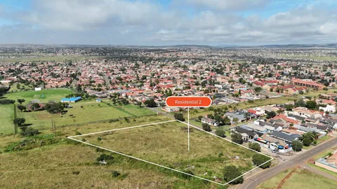 35 Ivy Road, Lenasia South