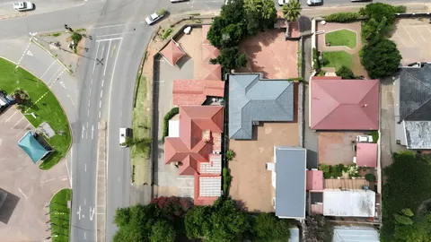 Vacant Corner-Site Office On Auction: 308 Barry Hertzog Avenue, Greenside