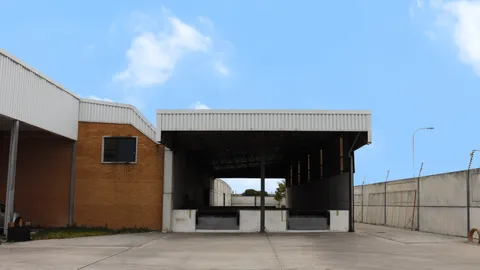 2x Vacant Sectional Title Industrial Unit on Auction: Teguka Business Park, 6 Hammer Road, Philippi
