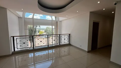 Turnberry Office Park, 48 Grosvenor Rd