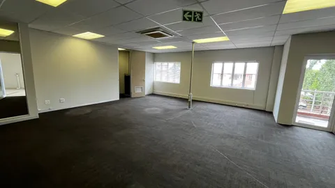 Waterford Office Park, Cnr Witkoppen & Waterford dr, Fourways