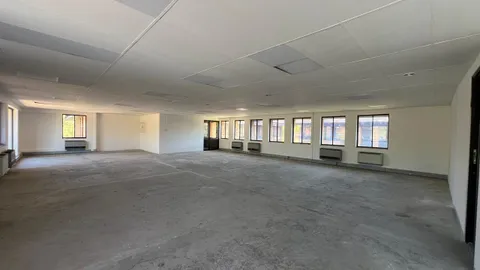 Howick Mews, 1342 Howick Close, Vorna Valley