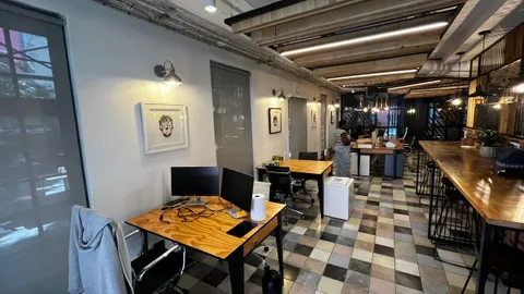 42 Bath Avenue, Rosebank