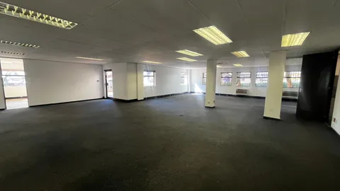 Northdowns, 17 Georgian Crescent, Bryanston