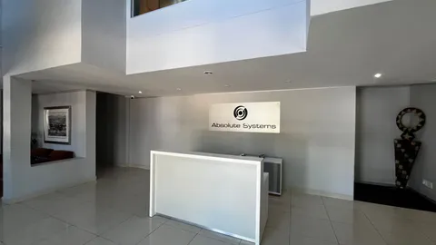 4 Georgian Crescent West, Bryanston