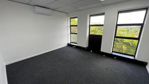 Hurlingham Office Park, Cnr Republic & William Nicol Drive/59 Woodlands