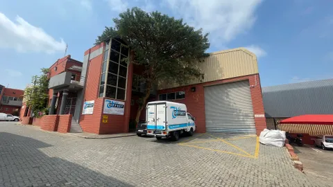 110 Koornhof Road, Meadowdale, Germiston