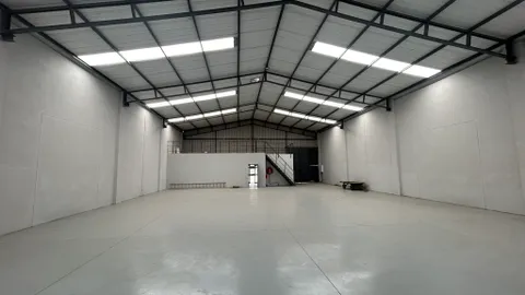 	 Cosmo Business Park, Milano Cl.