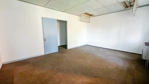 Waterview Corner, 2 Ernest Oppenheimer Road