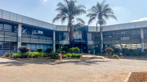 3 River Road, Bedfordview