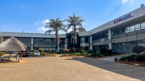 3 River Road, Bedfordview