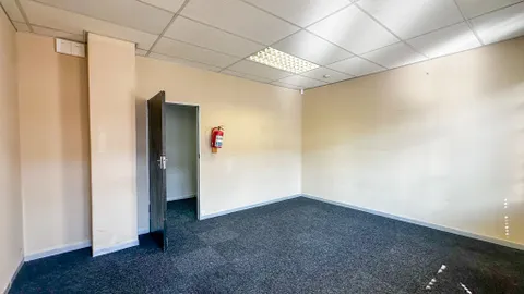 Hanover Square, Corner Hendrik Potgieter & 7th Avenue, Edenvale