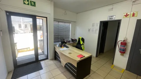 20 Plantation Rd, Eastleigh