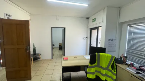 20 Plantation Rd, Eastleigh