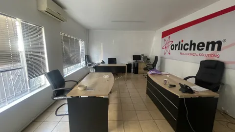 20 Plantation Rd, Eastleigh