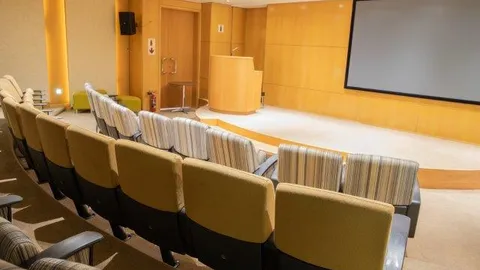 105 West Street, Sandton