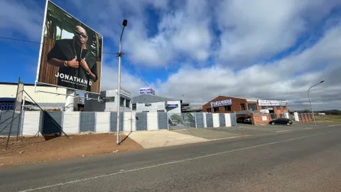 182 North Reef Road, Activia Park