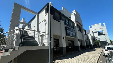 Village Square, 38 Queen St, Durbanville