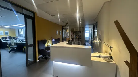 175 Modern Office Space 