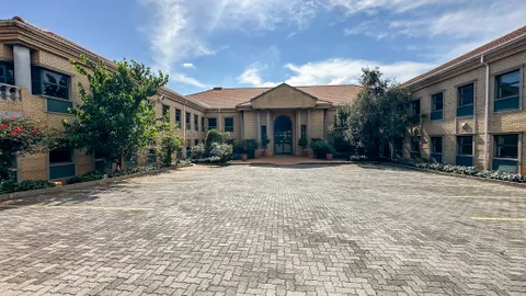 43 Van Buuren Rd, Bedfordview, Germiston