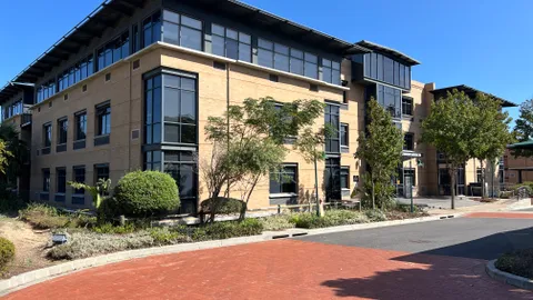 Plattekloof Office Park, 1 Bloulelie Street, Parow
