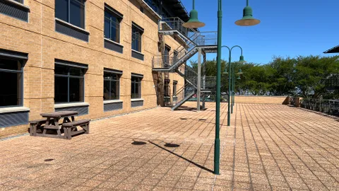 Plattekloof Office Park, 1 Bloulelie Street, Parow