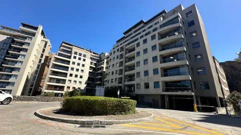The Cliffs, 3 Niagara Road, Tyger Valley
