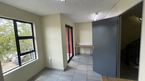 46 Jurg Avenue, Hennopspark