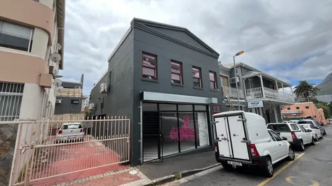 8 Dorman Street