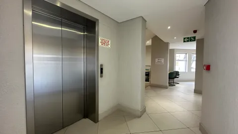 Montrose Place, 2 Bella Rosa Street, Rosenpark, Bellville