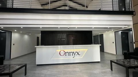 Onnyx Building
