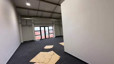 Olivewood Hub - Corner R21 and R25 Kempton Park 