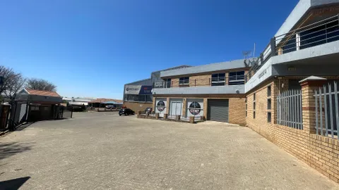 92 Newton Road, Meadowdale