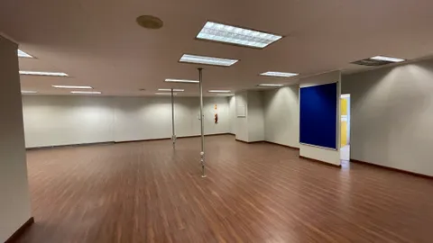 Van Dyk Business Park, Van Dyk Road