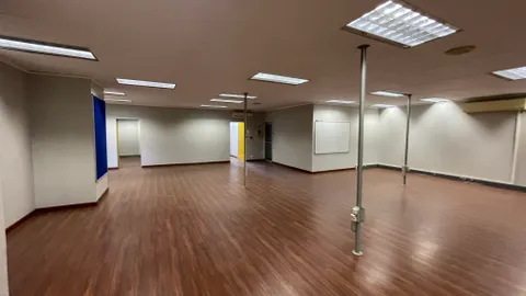 Van Dyk Business Park, Van Dyk Road