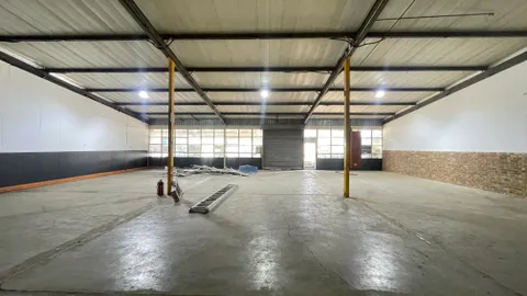 Van Dyk Business Park, Van Dyk Road