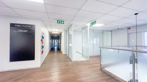 8 Leicester Road, Bedfordview