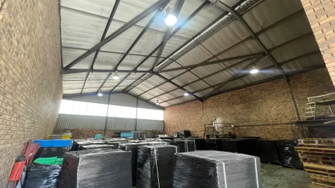 6 Wolverhamton street