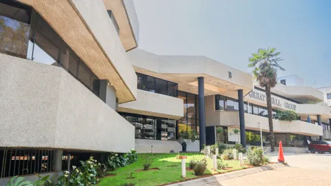  5 Skeen Blvrd, Bedfordview