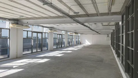  Upper East Side, 31 Brickfield Rd