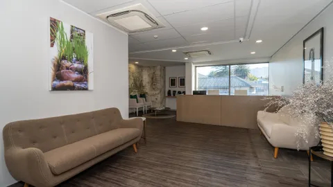 Pam Golding On Main - 325 Main Road, Kenilworth