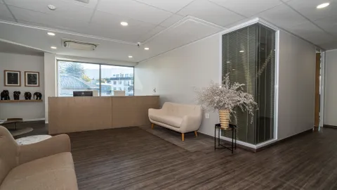 Pam Golding On Main - 325 Main Road, Kenilworth