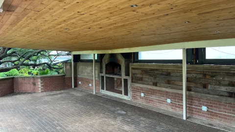 Greenlyn Village Centre, Cnr 13th & Mackenzie Street, Menlo Park