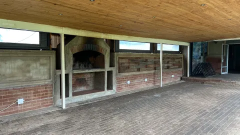 Greenlyn Village Centre, Cnr 13th & Mackenzie Street, Menlo Park