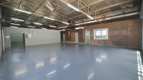 16 Hennie Alberts Street