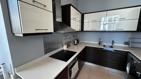 Fully Furnished Beachfront Apartment On Auction: Section 144 Pearls of Umhlanga, Umhlanga Rocks