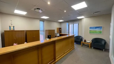 International Business Gateway, 2/13 New Road, Midridge Park